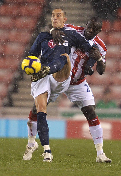 甚至备受期 甚至备受期